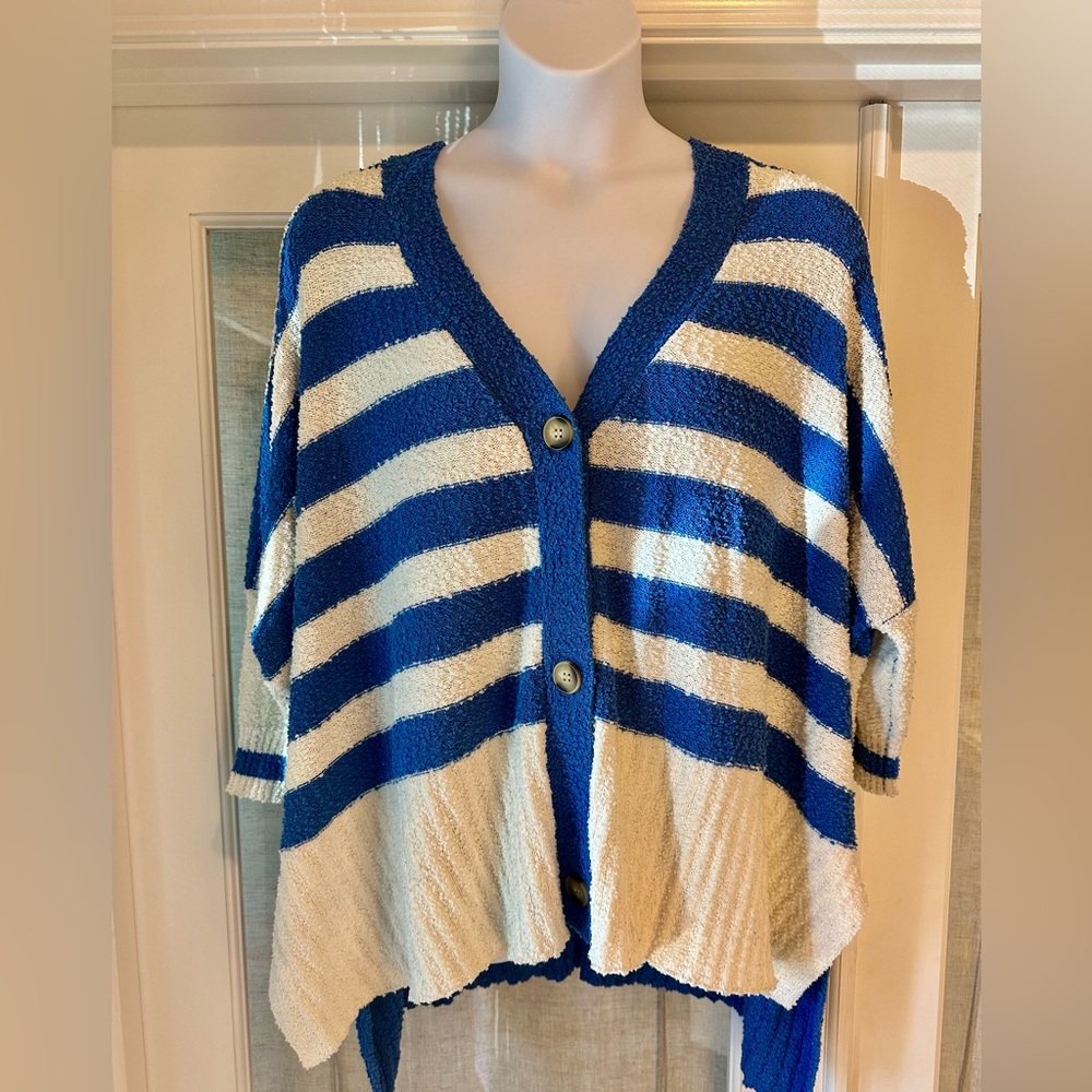 Three Bird Nest / First Love Oversized Boho Lightweight Sweater size Large